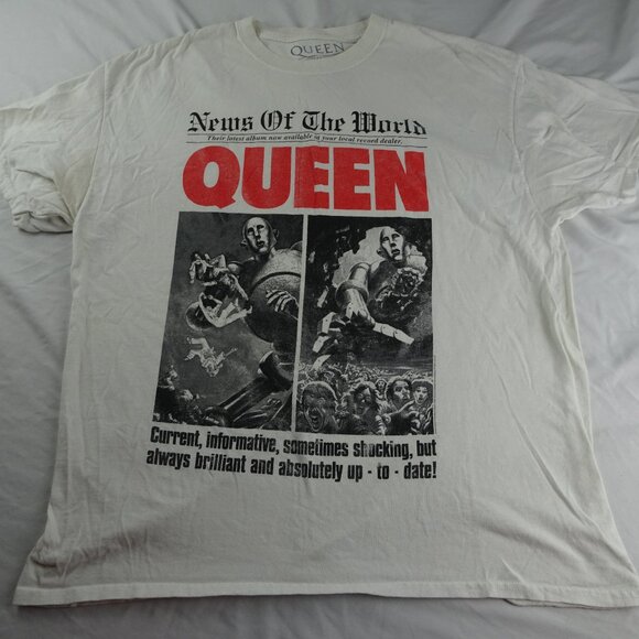 Queen News of the Word Shirt Size L - Picture 2 of 7